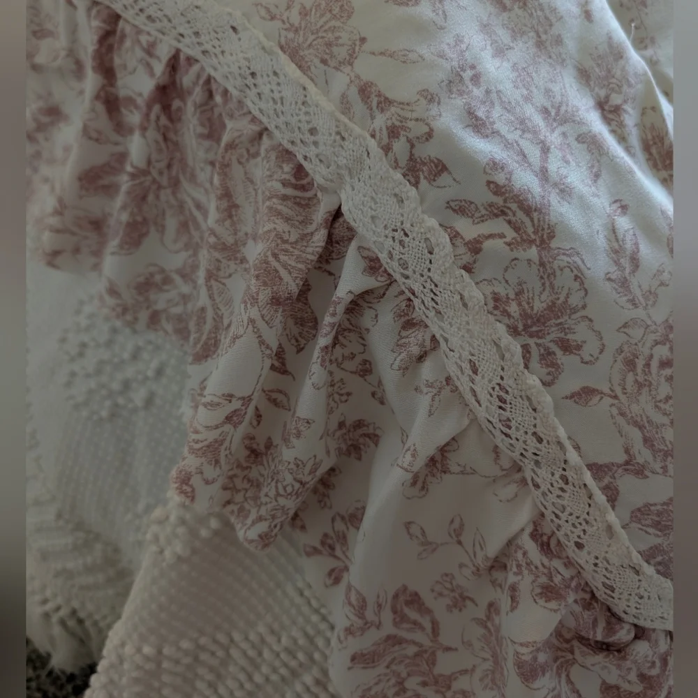 Rachel Zoe Pink Floral Quilted Comforter Twin Cottagecore Shabby Chic 90x66